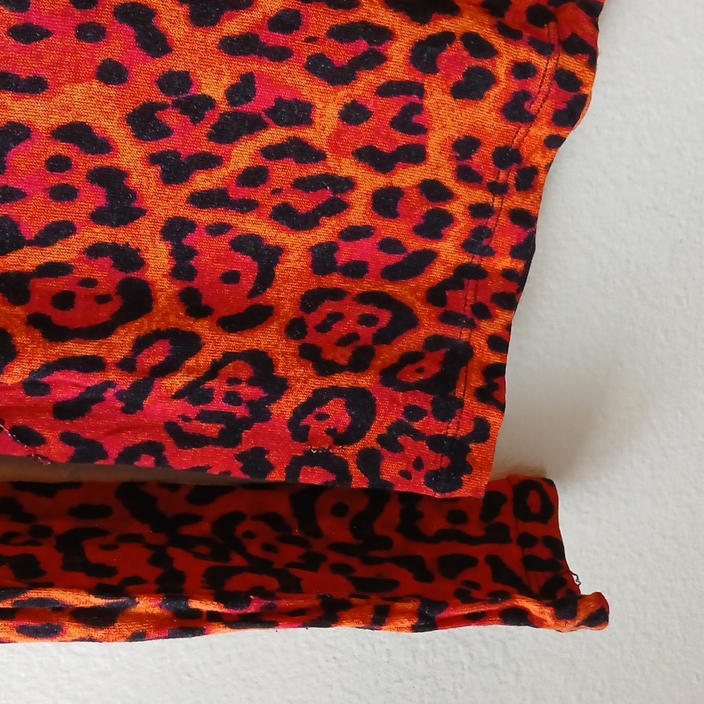 BCBG Maxazria Leopard Print Long Sleeve Top - Picture 8 of 11
